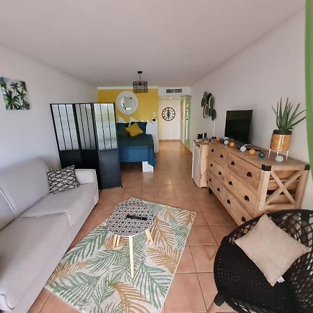 Studio Cosy, Vue Sur Mer Villages Vacances Sainte Anne Cheques Vacances Acceptes Exterior photo
